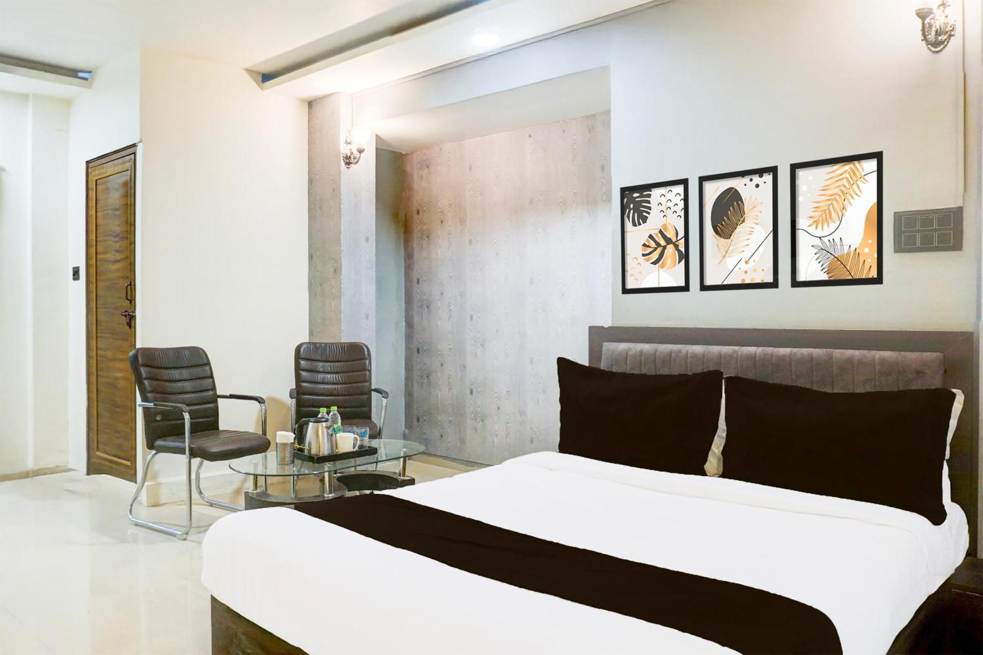 Hotel O The Highstreet Hometel Pune Ngoại thất bức ảnh