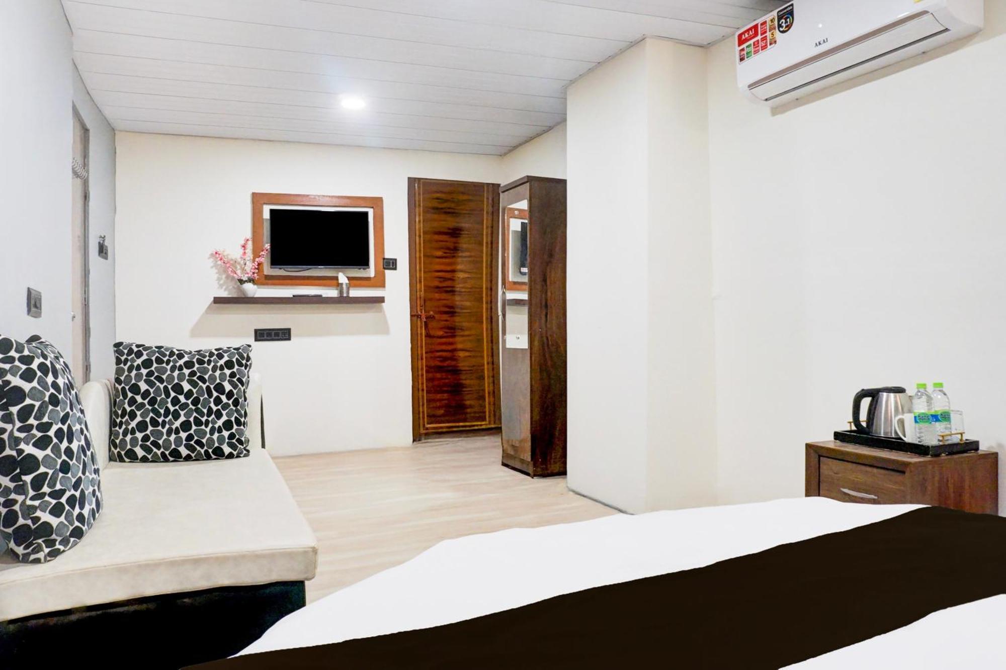 Hotel O The Highstreet Hometel Pune Ngoại thất bức ảnh